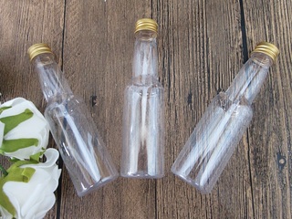 12Pcs Plastic Beer Wine Bottles Kitchen Groceries with Golden Li